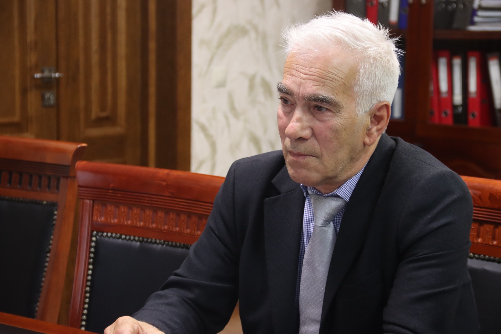 Все вопросы на контроле. Темирлан Абуталимов провел прием граждан в Хасавюртовском районе